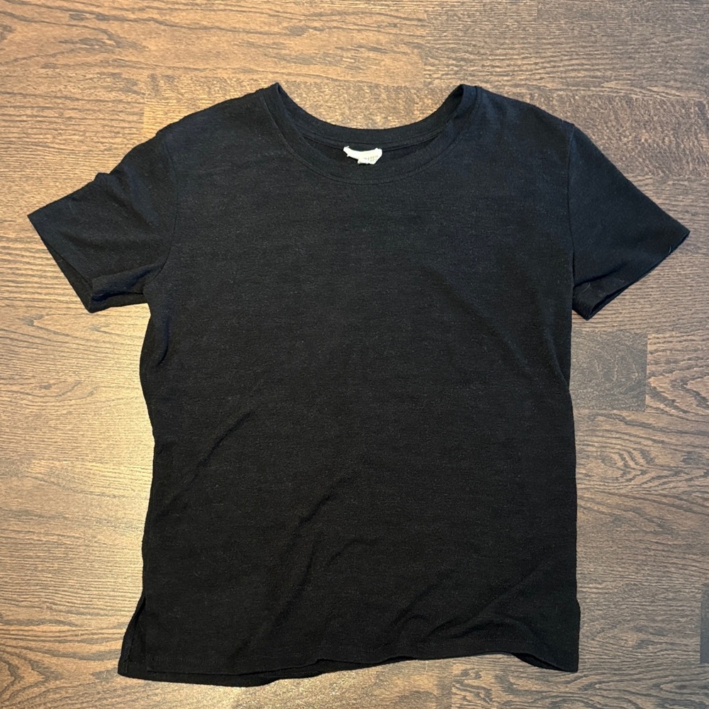 Wilfred Jet Black Short Sleeve Tee